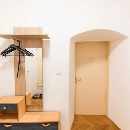 Rathausplatz Appartement *