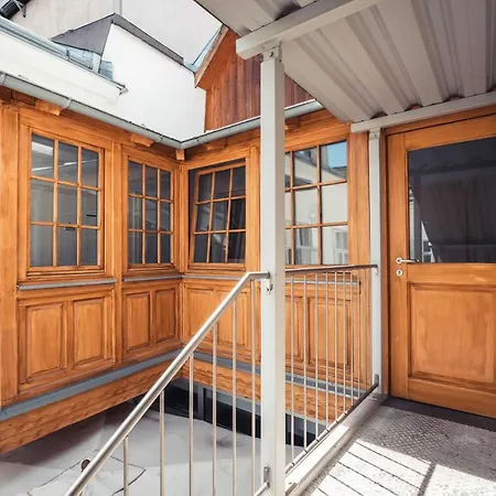 Rathausplatz * Sankt Poelten