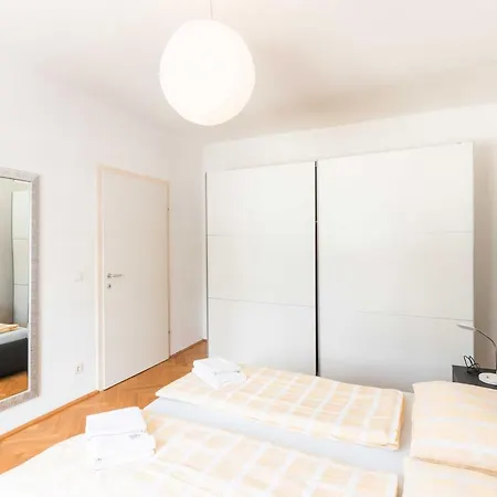 Rathausplatz Apartament St. Pölten
