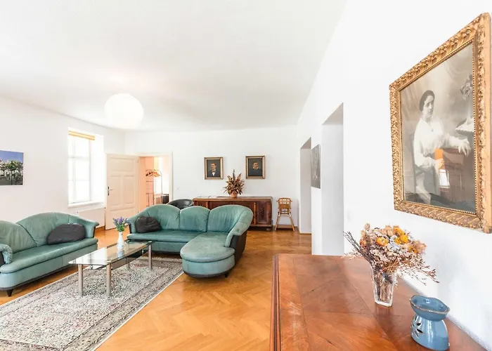 Rathausplatz * Sankt Poelten